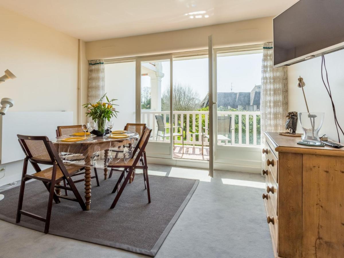 Apartment Le Parc De La Jacotte-6 By Interhome Trouville-sur-Mer Eksteriør billede